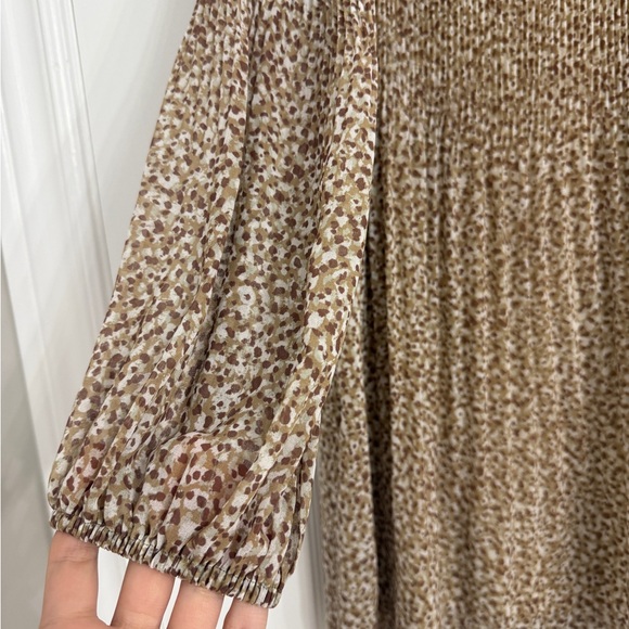 Aritzia Wilfred Dress - Picture 5 of 7